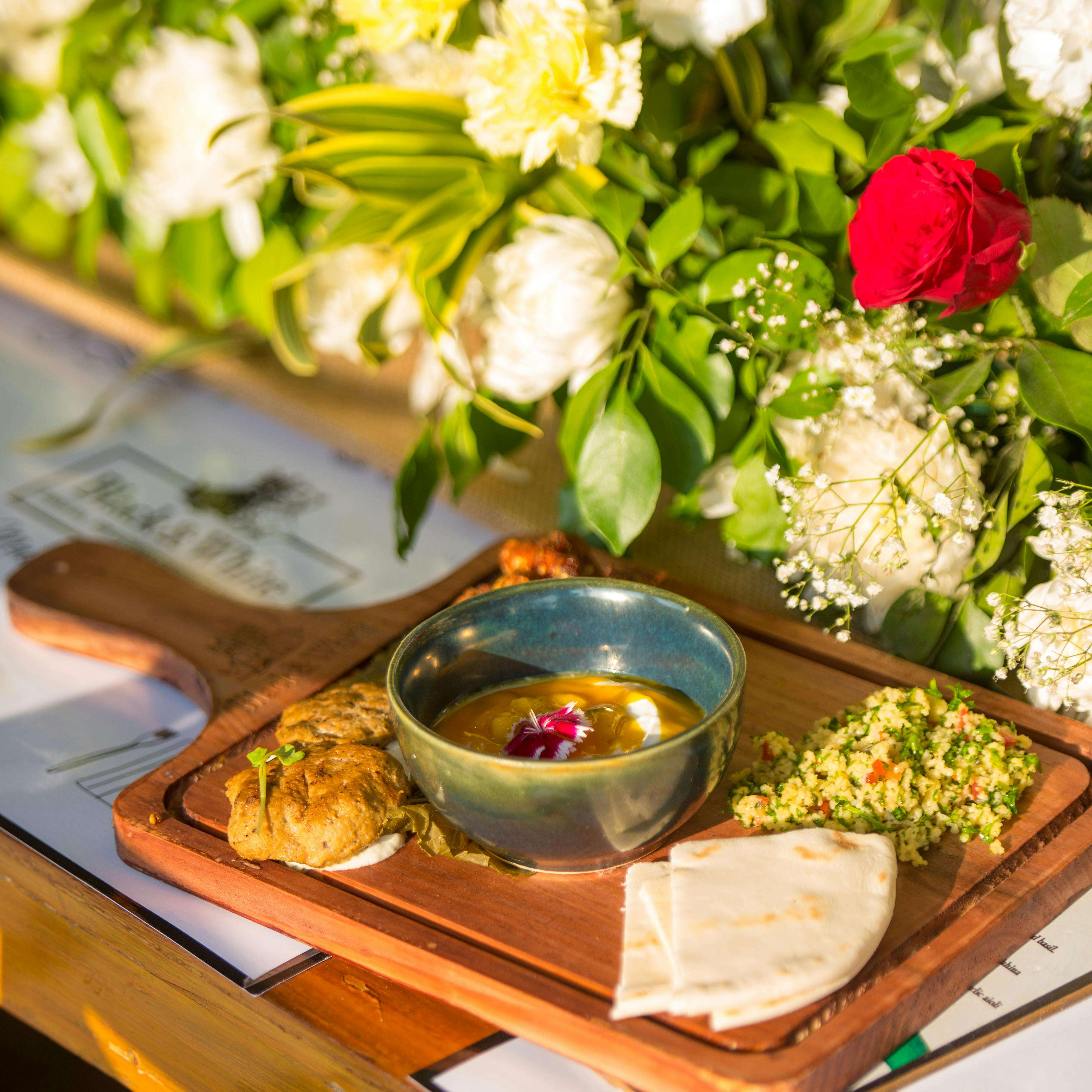 Located on the first floor of the Clubhouse, designed by the renowned architect Hafeez Contractor in authentic colonial style, this intimate Indian specialty restaurant offers a refined dining experience, perfectly complementing a great game of golf.