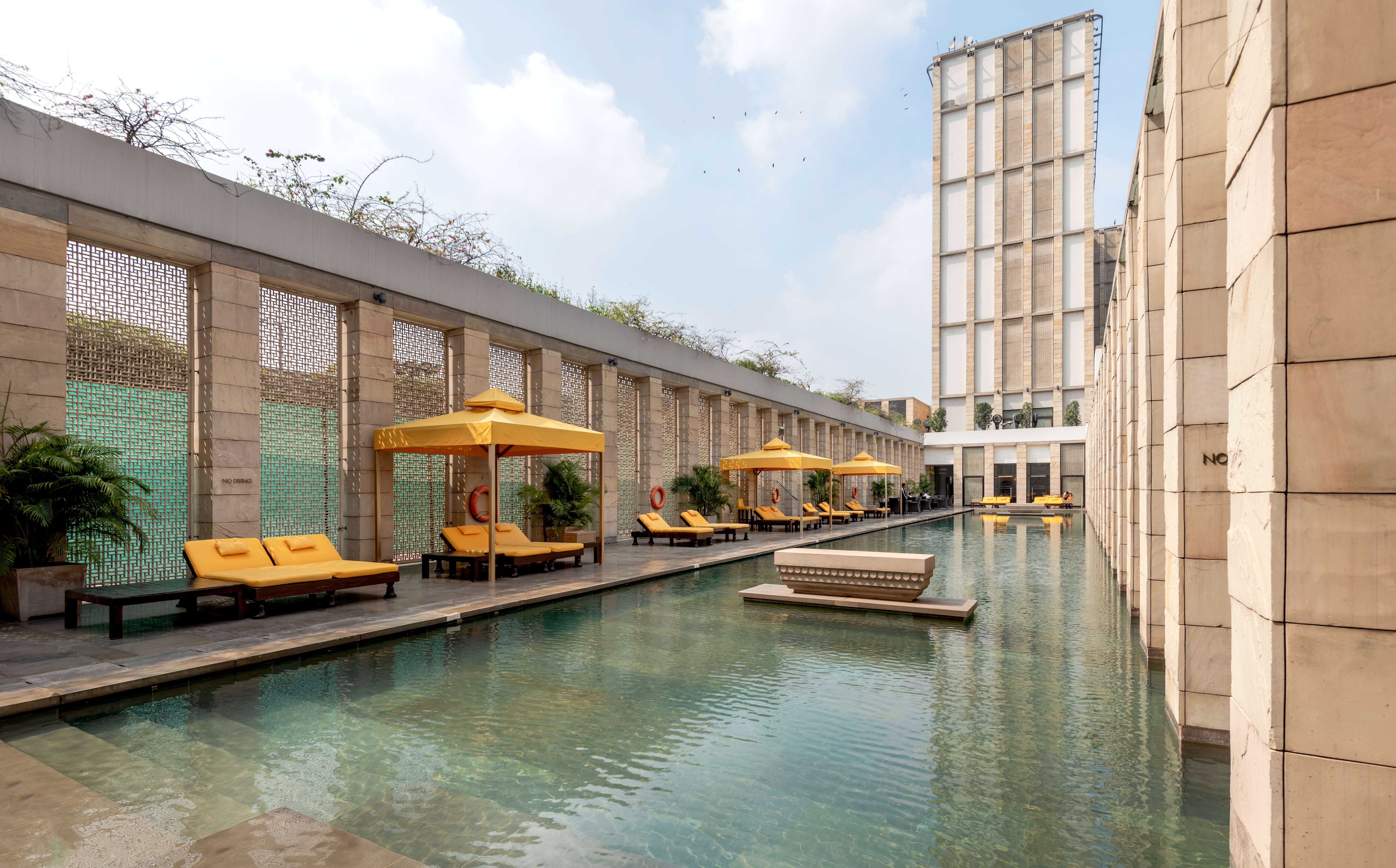 The 50-meter temperature-controlled lap pool offers the perfect setting for both leisurely swims and rigorous training sessions. Open daily from 6:00 am to 10:00 pm.