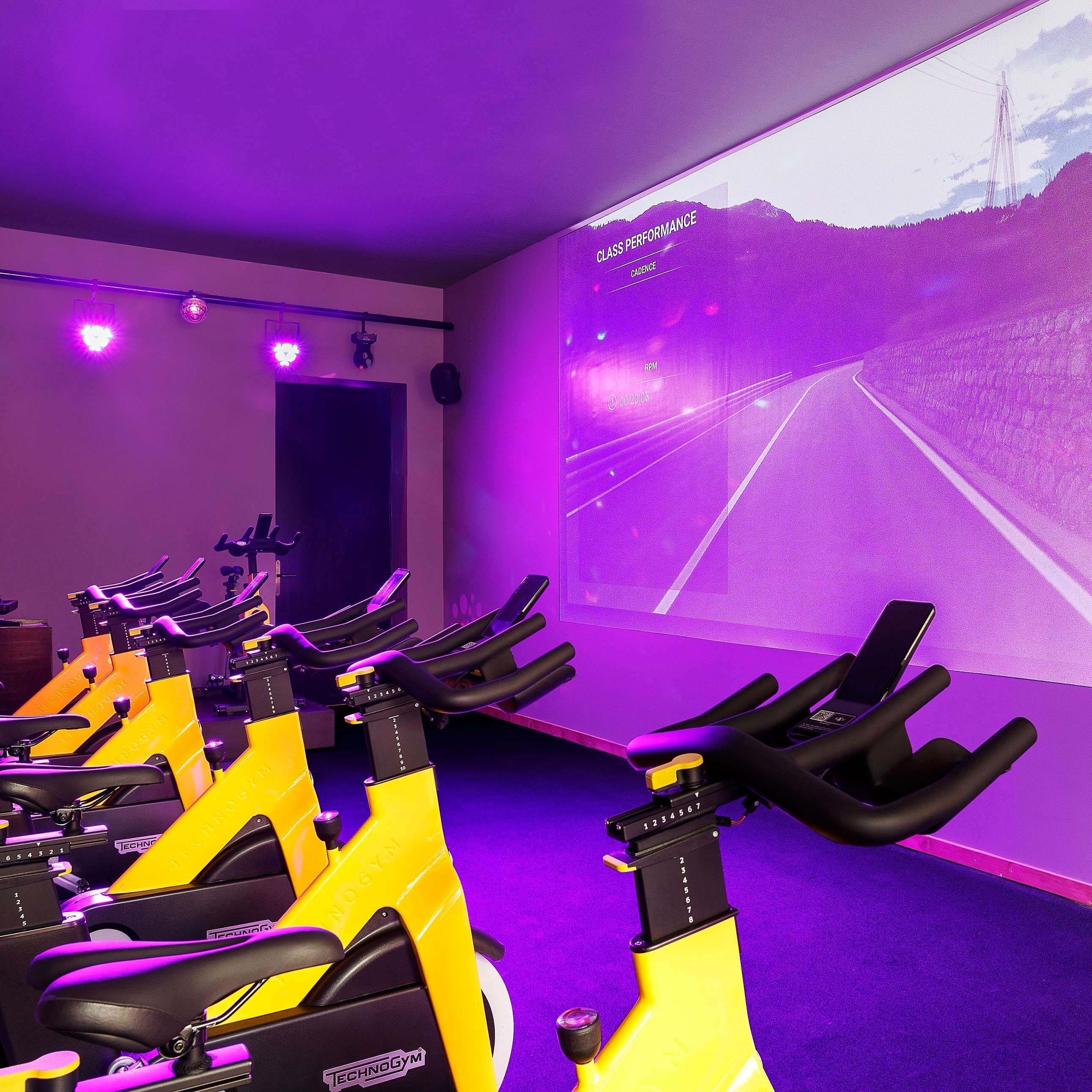 The studio offers a motivating environment to help you achieve your fitness goals while enjoying a dynamic, calorie-burning workout. Open on Tuesday, Wednesday, and Thursday, by appointment only. 